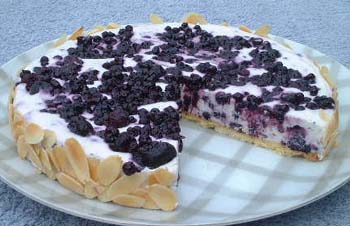 ブルーベリーのクリームトルテの写真