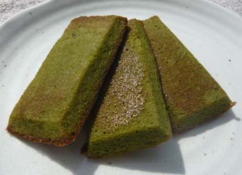 抹茶のフィナンシェの写真
