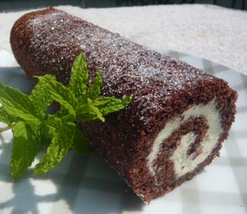 ミントチョコレートロールケーキの写真