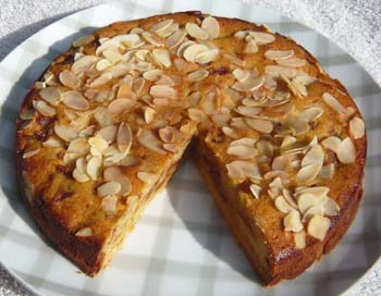 カラメル林檎のアーモンドケーキの写真