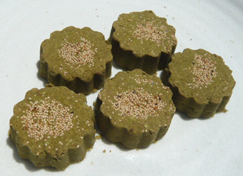 抹茶のポルポローネの写真