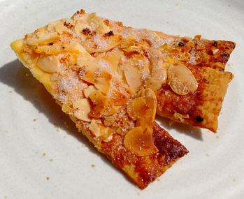 アーモンドパイの写真