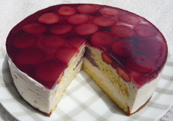 苺の赤ワインムースの写真