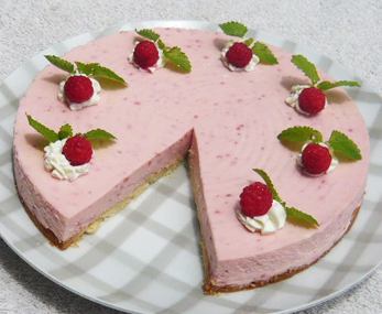 ラズベリーフレッシュチーズケーキの写真