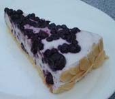 ブルーベリーのクリームトルテの写真